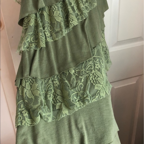 Olive green racerback Tank top with flirty lace layers Small Eyeshadow brand - Picture 6 of 7